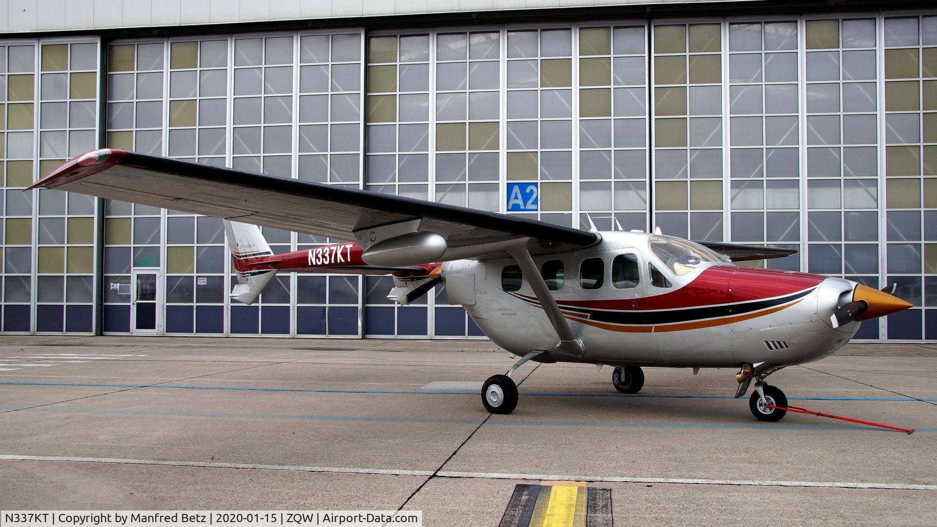 N337KT, Reims FT337GP C/N 0014, Besucher