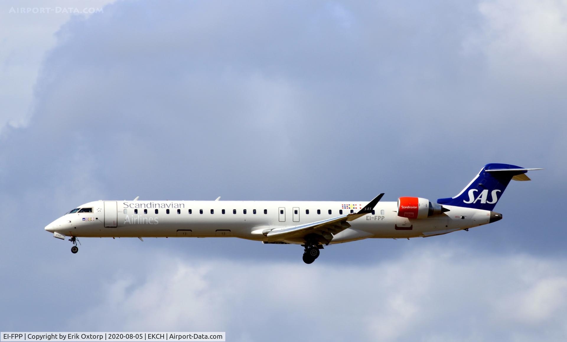 EI-FPP, 2017 Bombardier CRJ-900 (CL-600-2D24) C/N 15435, EI-FPP landing rw 22L