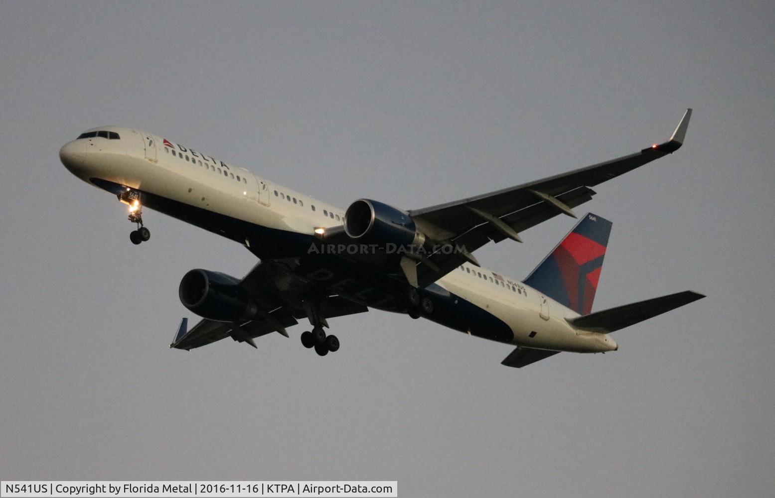 N541US, 1996 Boeing 757-251 C/N 26488, TPA 2016