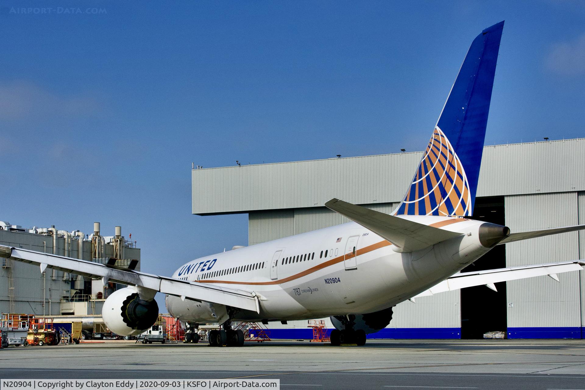N20904, 2012 Boeing 787-8 Dreamliner C/N 34824, SFO 2020.