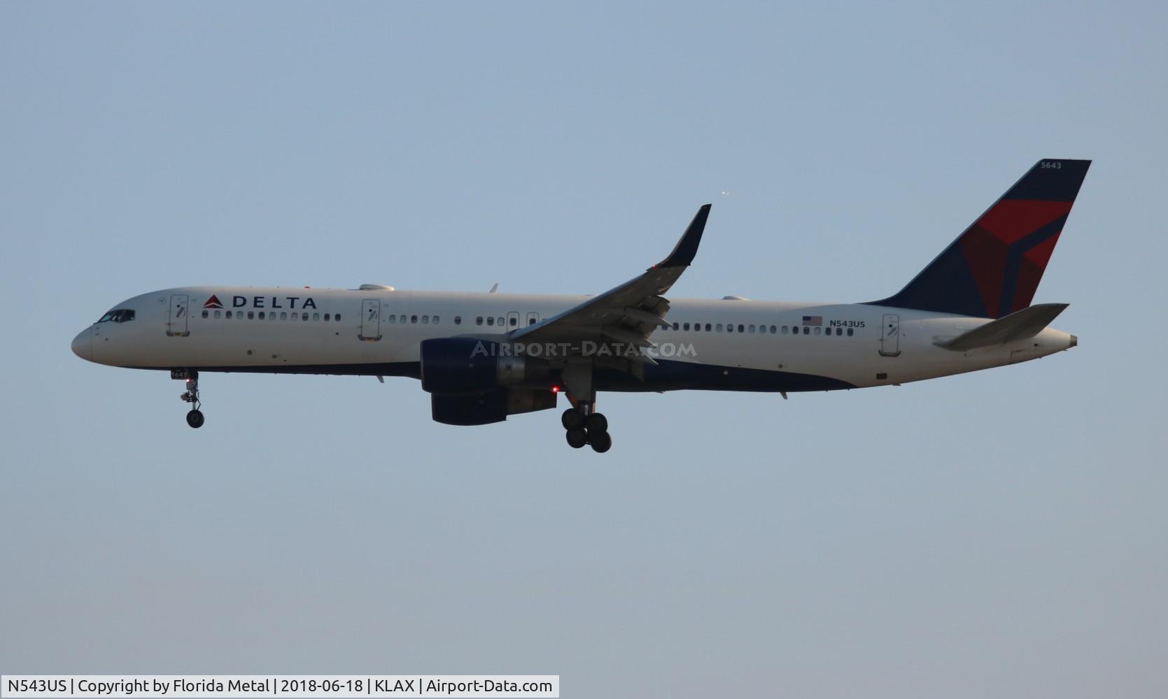 N543US, 1996 Boeing 757-251 C/N 26490, LAX 2018