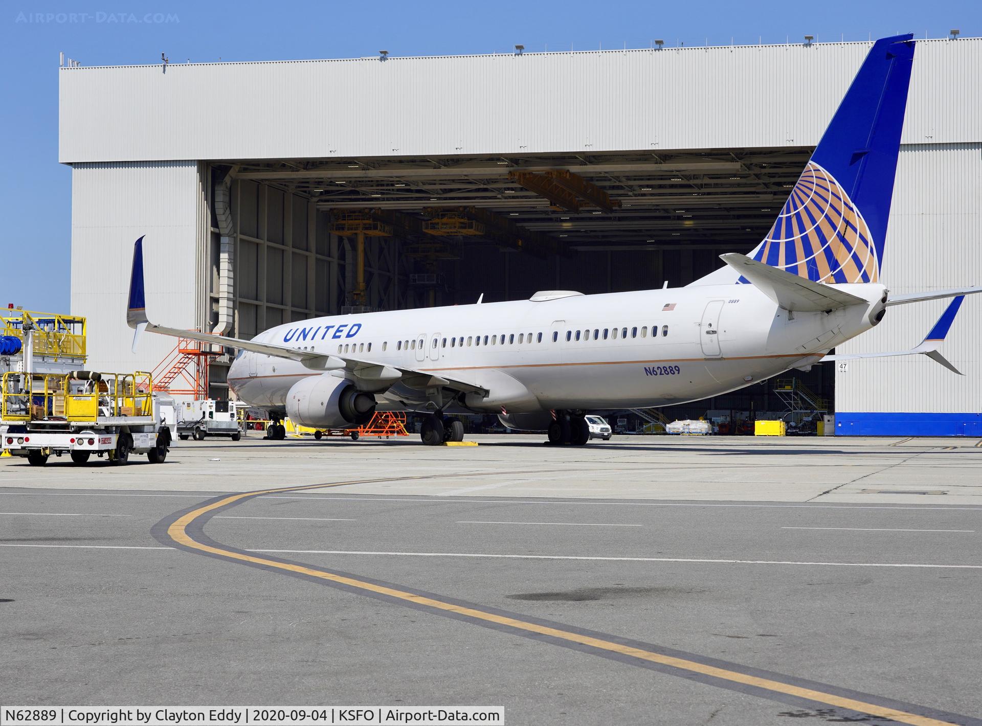 N62889, 2015 Boeing 737-924/ER C/N 42193, SFO 2020.