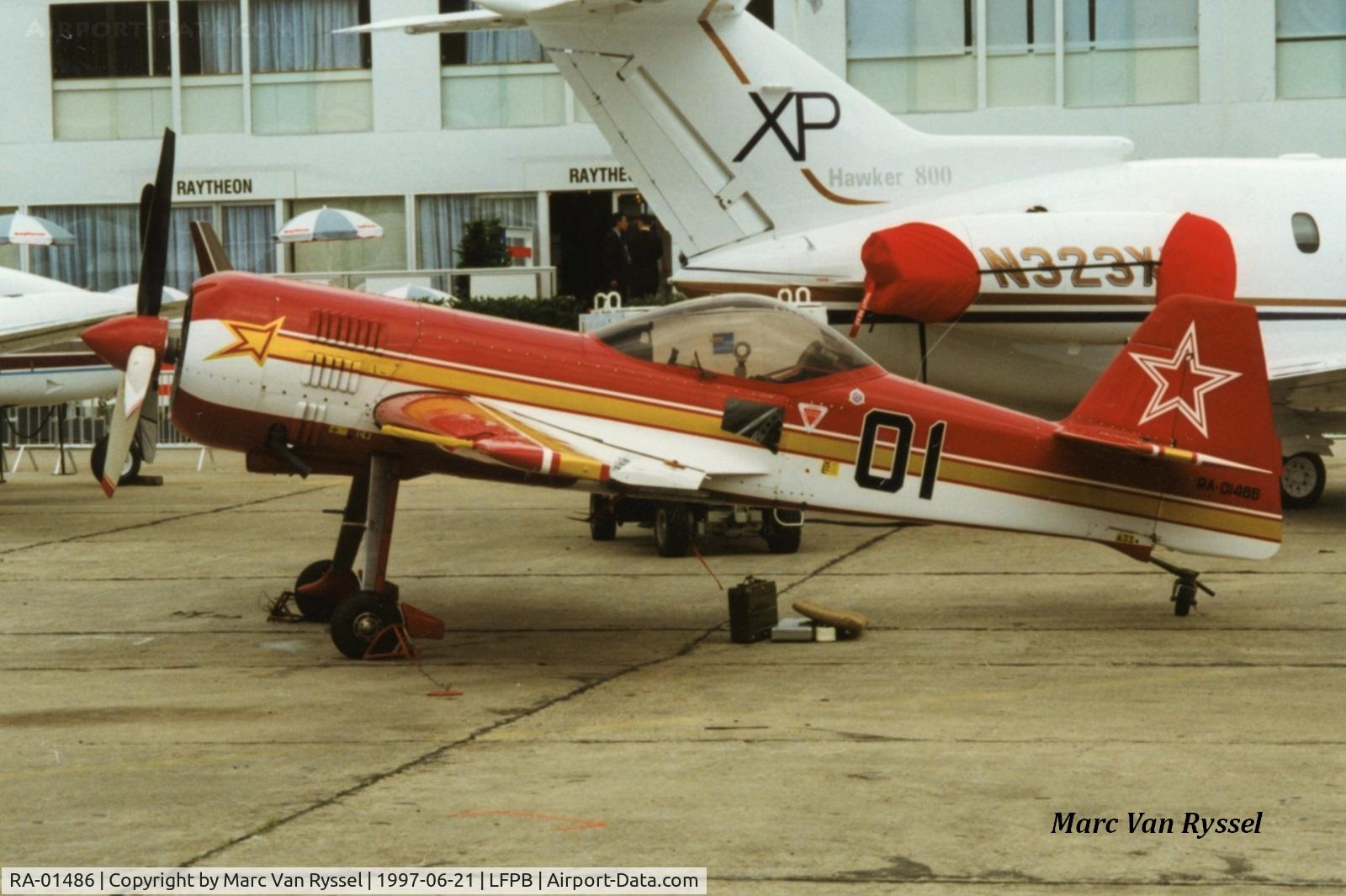 RA-01486, Sukhoi Su-31M1 C/N 0550010, Paris Air Show 1997.