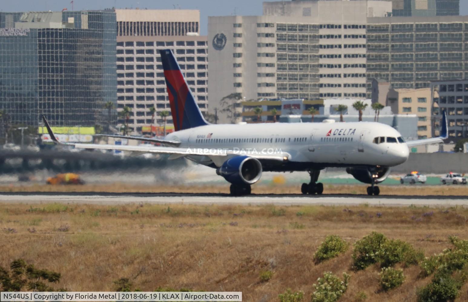 N544US, 1996 Boeing 757-251 C/N 26491, LAX 2018