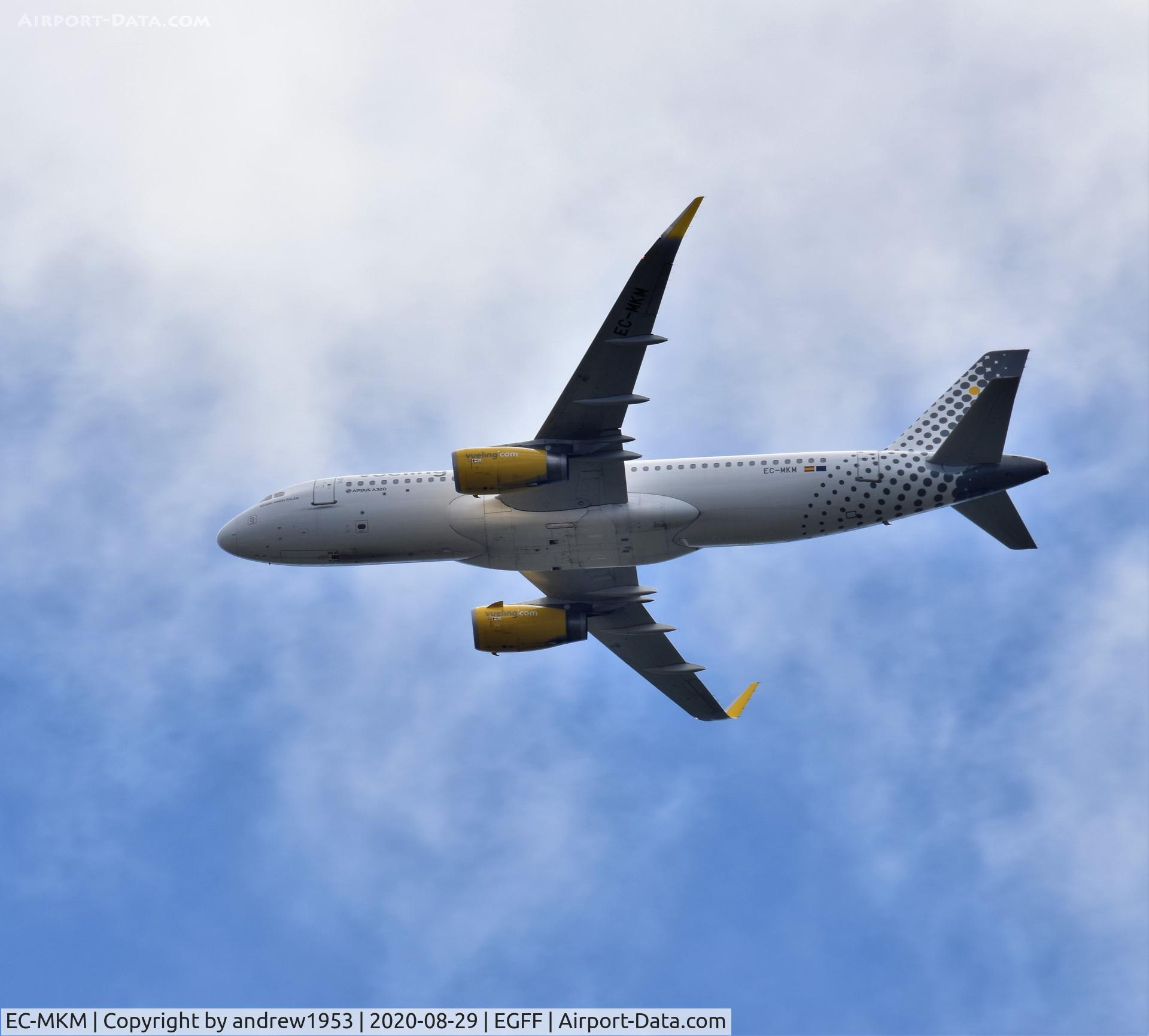 EC-MKM, 2016 Airbus A320-232 C/N 7017, EC-MKM over Bristol Channel inbound for Cardiff Airport.