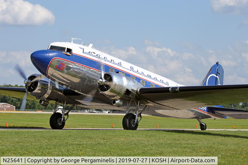 N25641, 1943 Douglas DC3C-S4C4G (C-47) C/N 9059, Oshkosh 2019.