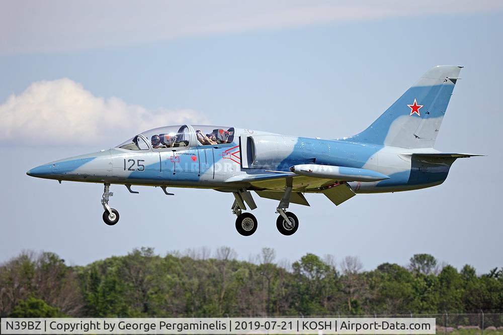 N39BZ, 1984 Aero L-39 Albatros C/N 432925, Oshkosh 2019.
