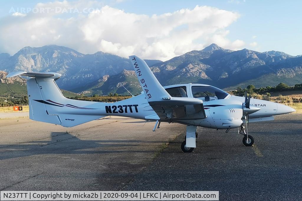N237TT, Diamond DA-42 Twin Star C/N 42.AC037, Parked