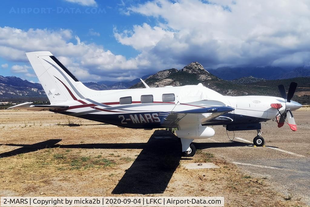 2-MARS, 2001 Piper PA-46-500TP Malibu Meridian C/N 4697090, Parked