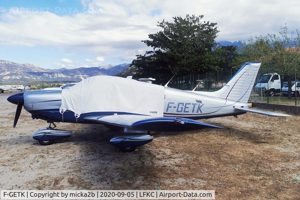 F-GETK, Piper PA-28-181 Archer II C/N 28-8490059, Parked