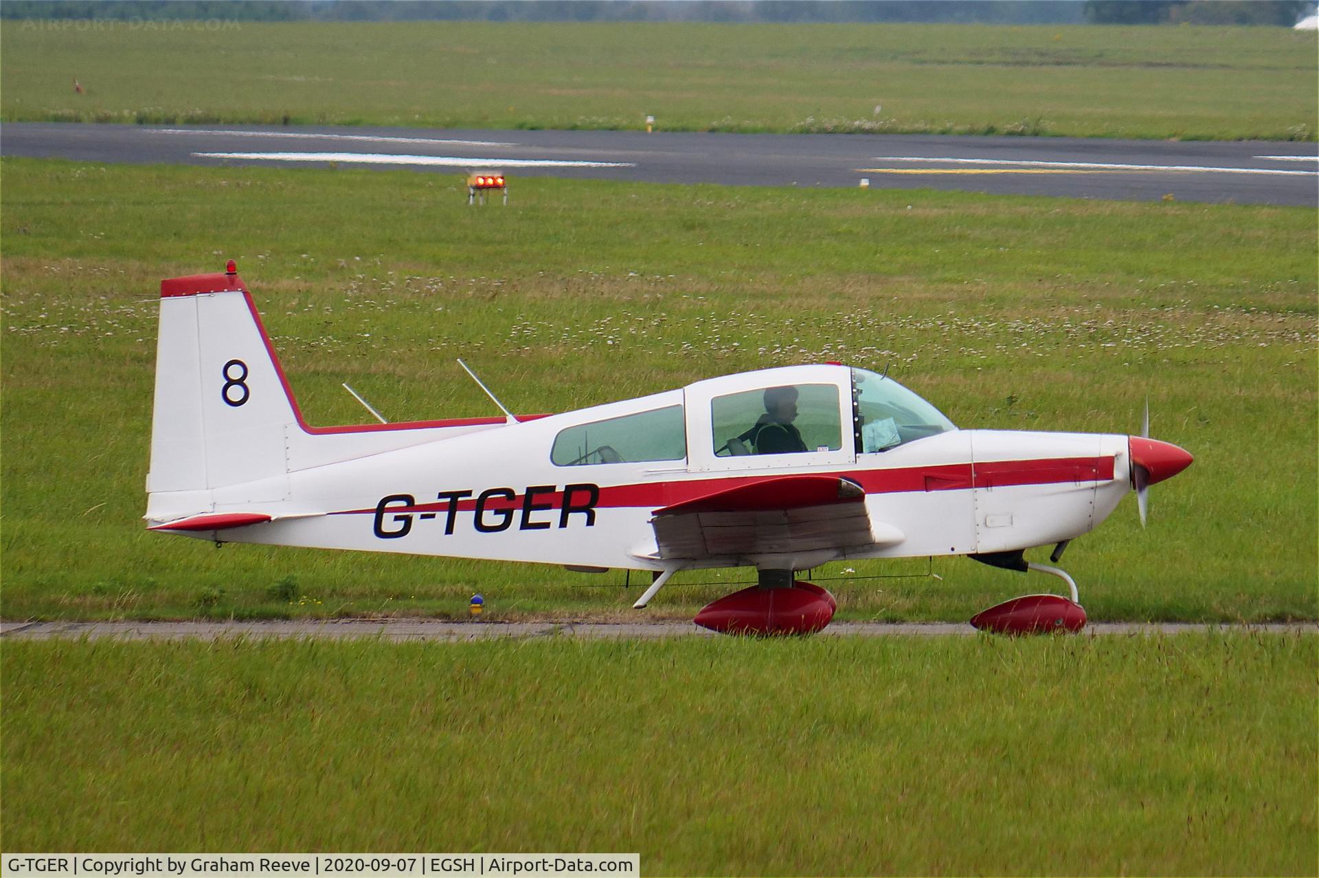 G-TGER, 1978 Gulfstream American AA-5B Tiger C/N AA5B-0952, Departing from Norwich.