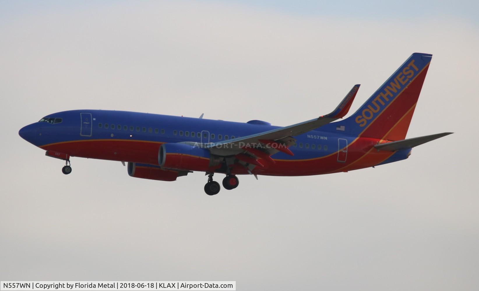 N557WN, 2000 Boeing 737-790 C/N 30166, LAX 2018