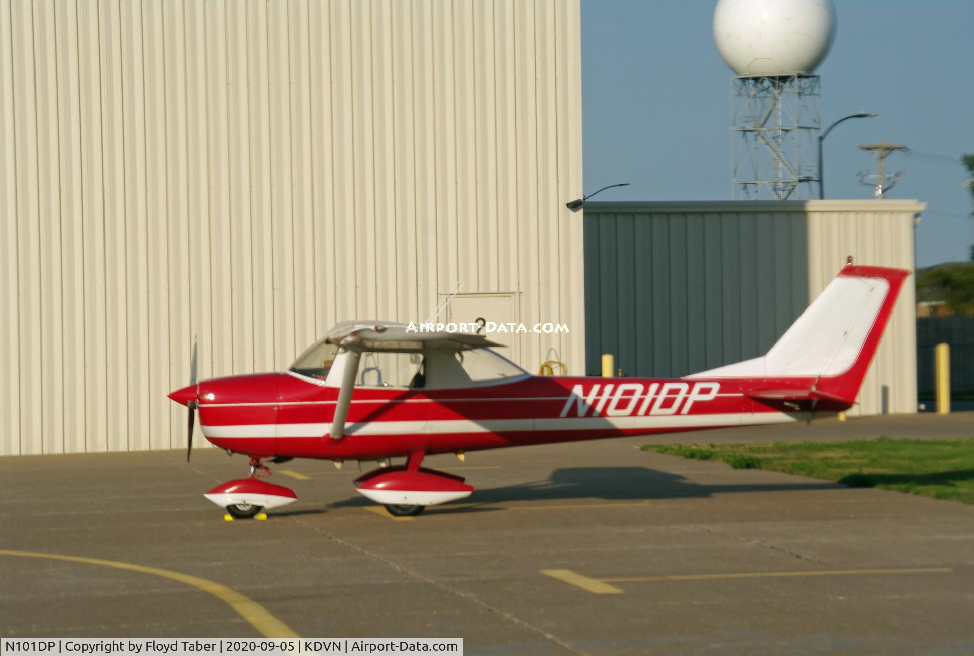 N101DP, 1967 Cessna 150H C/N 15067860, At the Carver Aero Ramp