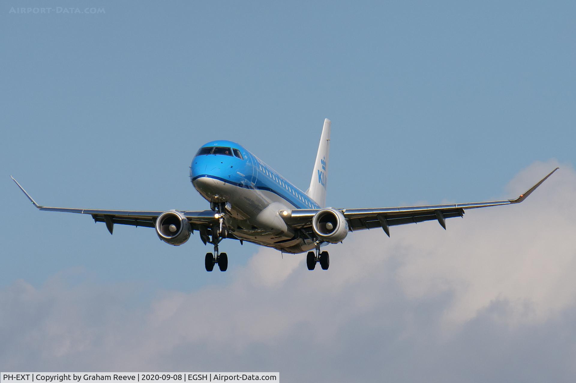 PH-EXT, 2018 Embraer ERJ-175STD (ERJ-170-200) C/N 17000707, Landing at Norwich.