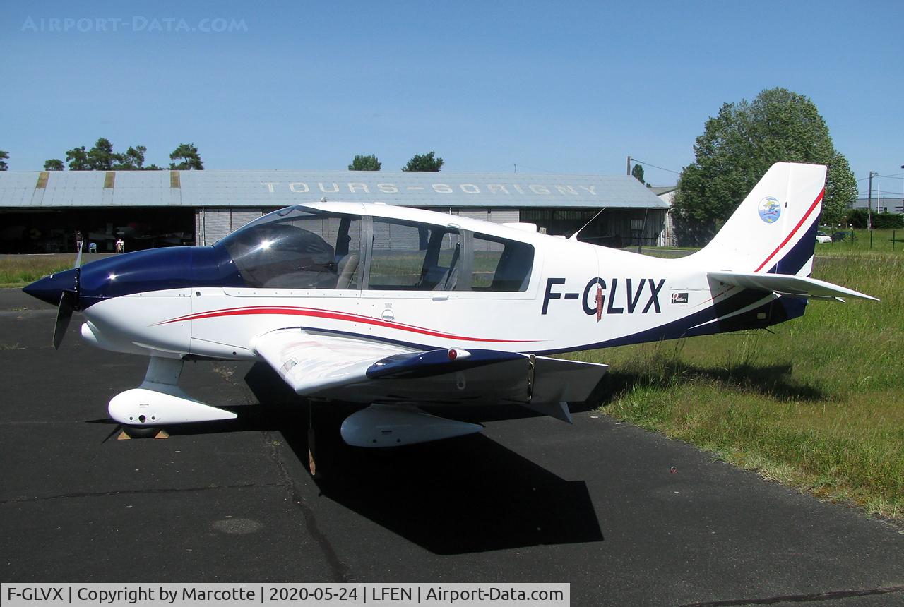 F-GLVX, Robin DR-400-140B Major C/N 2175, parked