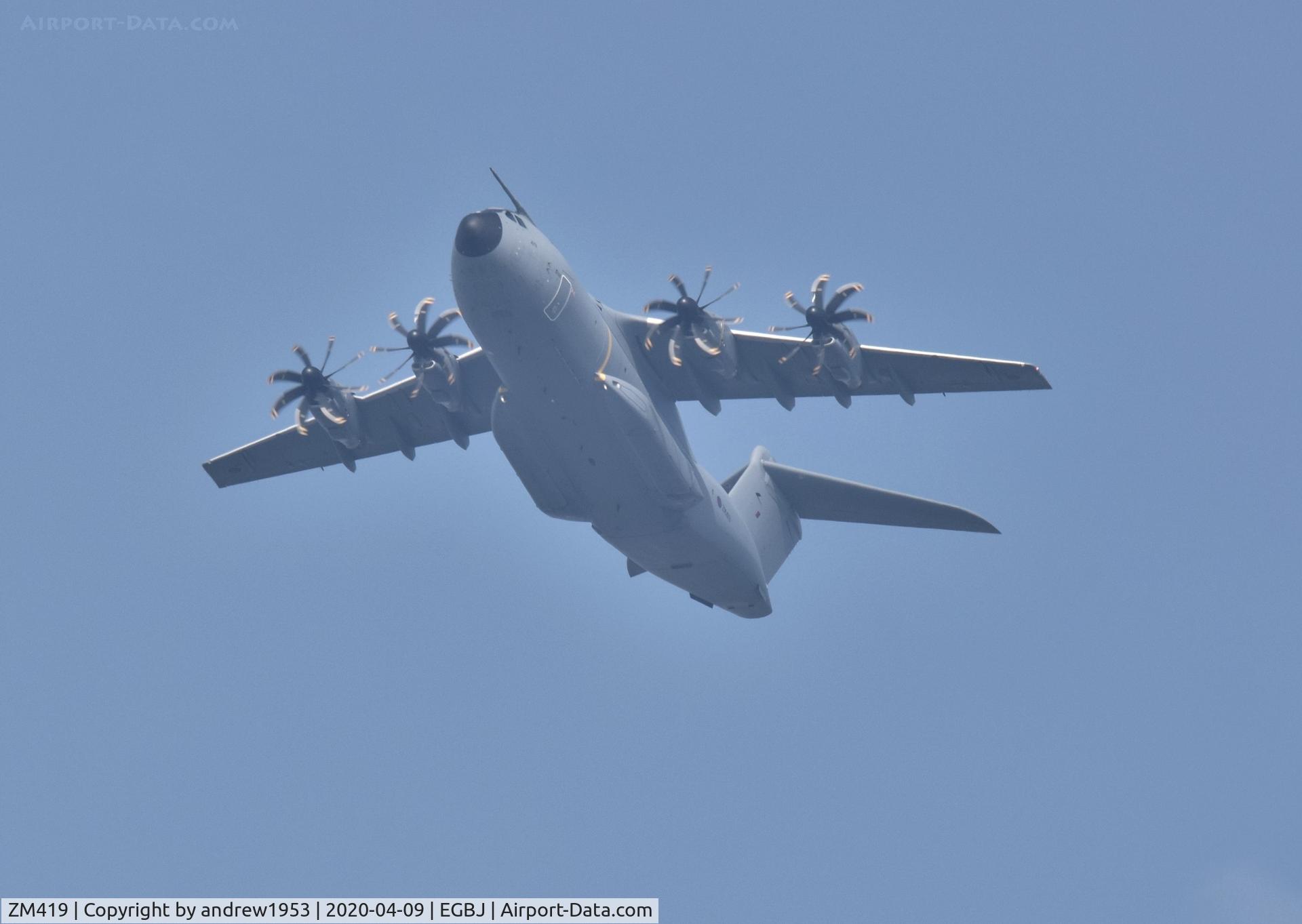 ZM419, 2018 Airbus A400M-180 Atlas C.1 C/N 077, ZM419 over Gloucester.