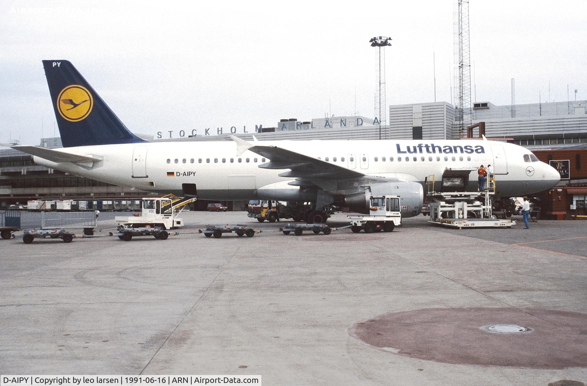 D-AIPY, 1991 Airbus A320-211 C/N 161, Arlanda 16.6.1991