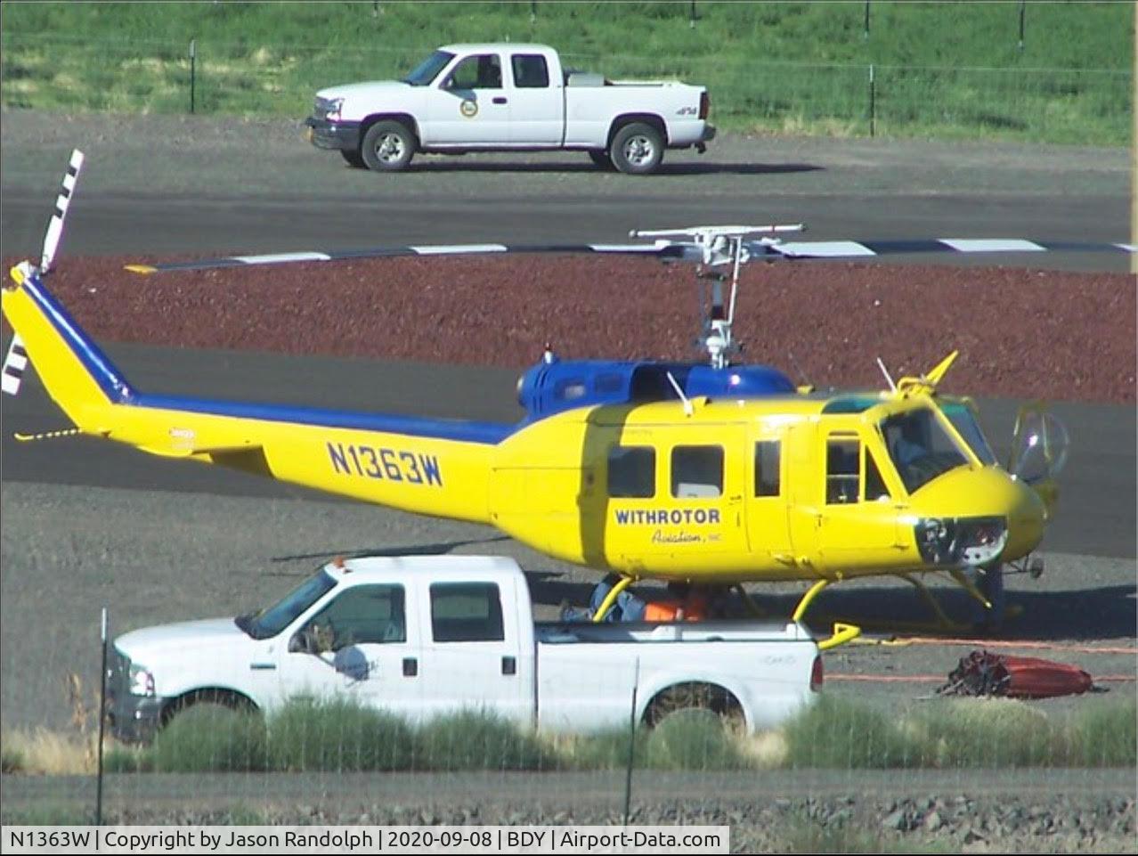 N1363W, 1966 Bell UH-1H Iroquois C/N 9048 (66-16854), Fighting a wild fire in Bandon, OR