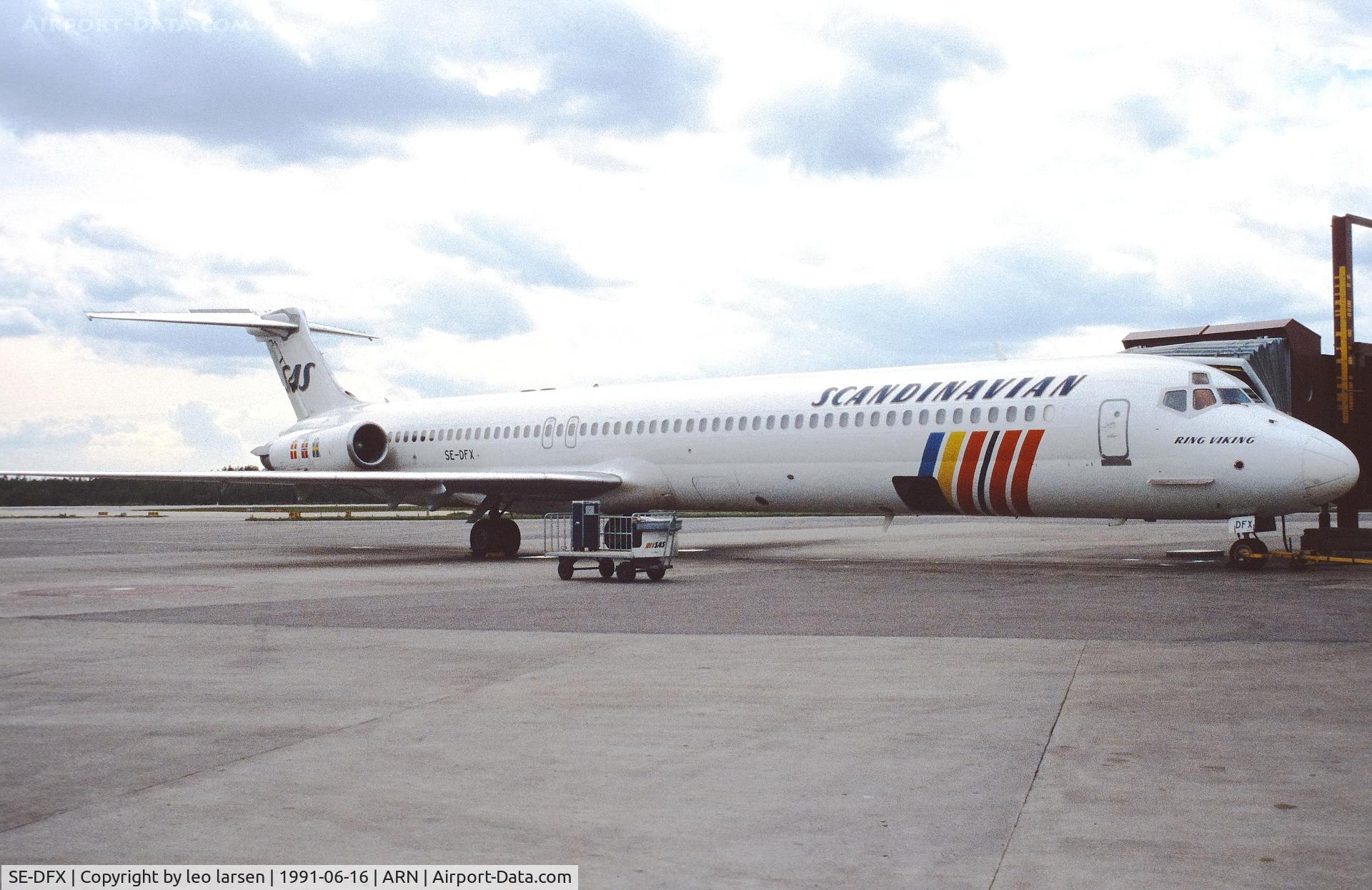 SE-DFX, 1986 McDonnell Douglas MD-82(DC-9-82) C/N 49424, Arlanda 16.6.1991