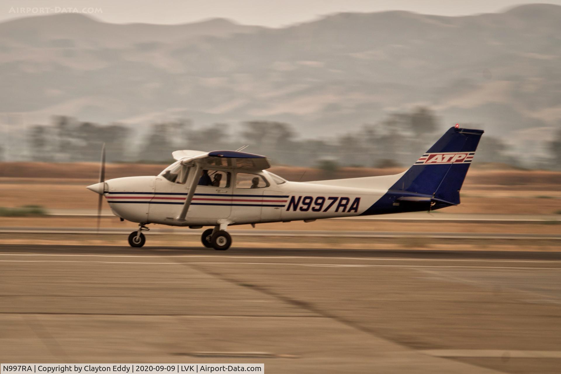 N997RA, 1997 Cessna 172R C/N 17280028, Smokey day. Livermore airport California 2020.