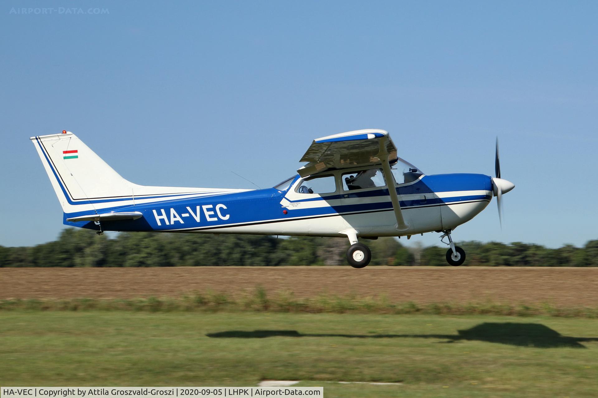 HA-VEC, 1974 Reims FR172J Reims Rocket C/N 0481, LHPK - Papkutapuszta Airfield, Hungary