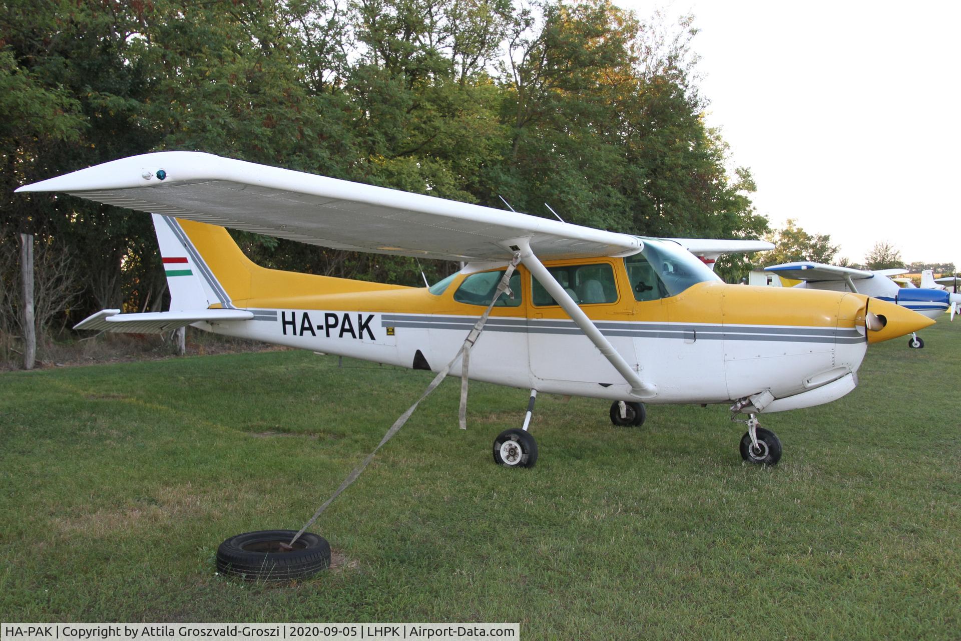 HA-PAK, 1980 Cessna 172RG Cutlass RG C/N 172RG-0375, LHPK - Papkutapuszta Airfield, Hungary