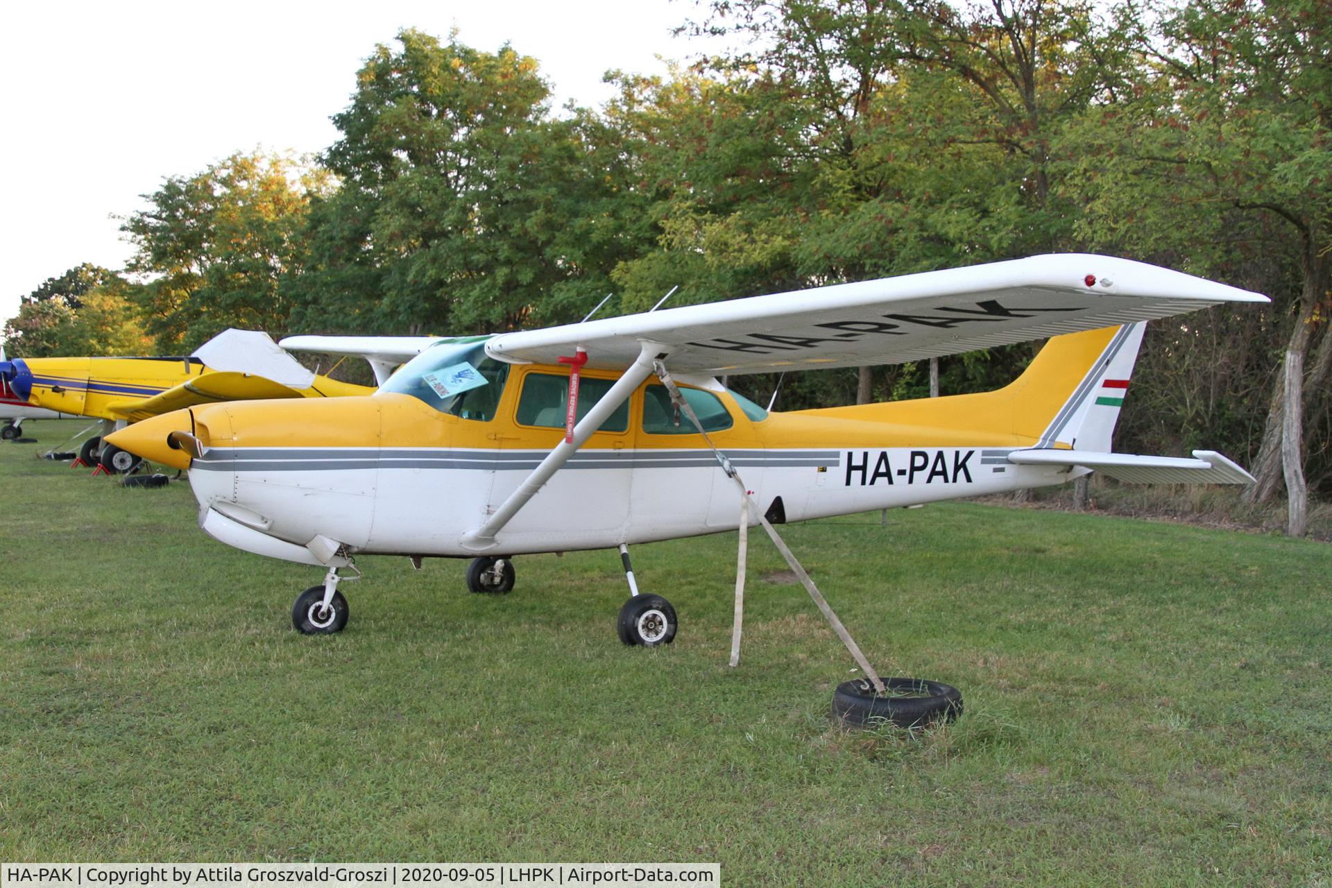 HA-PAK, 1980 Cessna 172RG Cutlass RG C/N 172RG-0375, LHPK - Papkutapuszta Airfield, Hungary