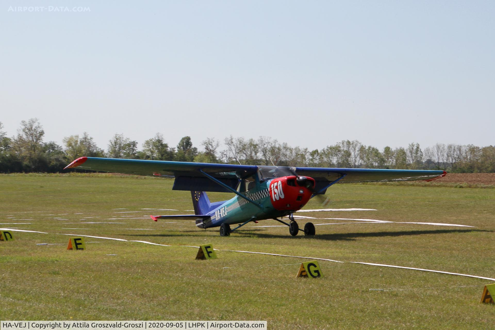 HA-VEJ, 1973 Reims FRA150L Aerobat C/N FRA1500186, LHPK - Papkutapuszta Airfield, Hungary