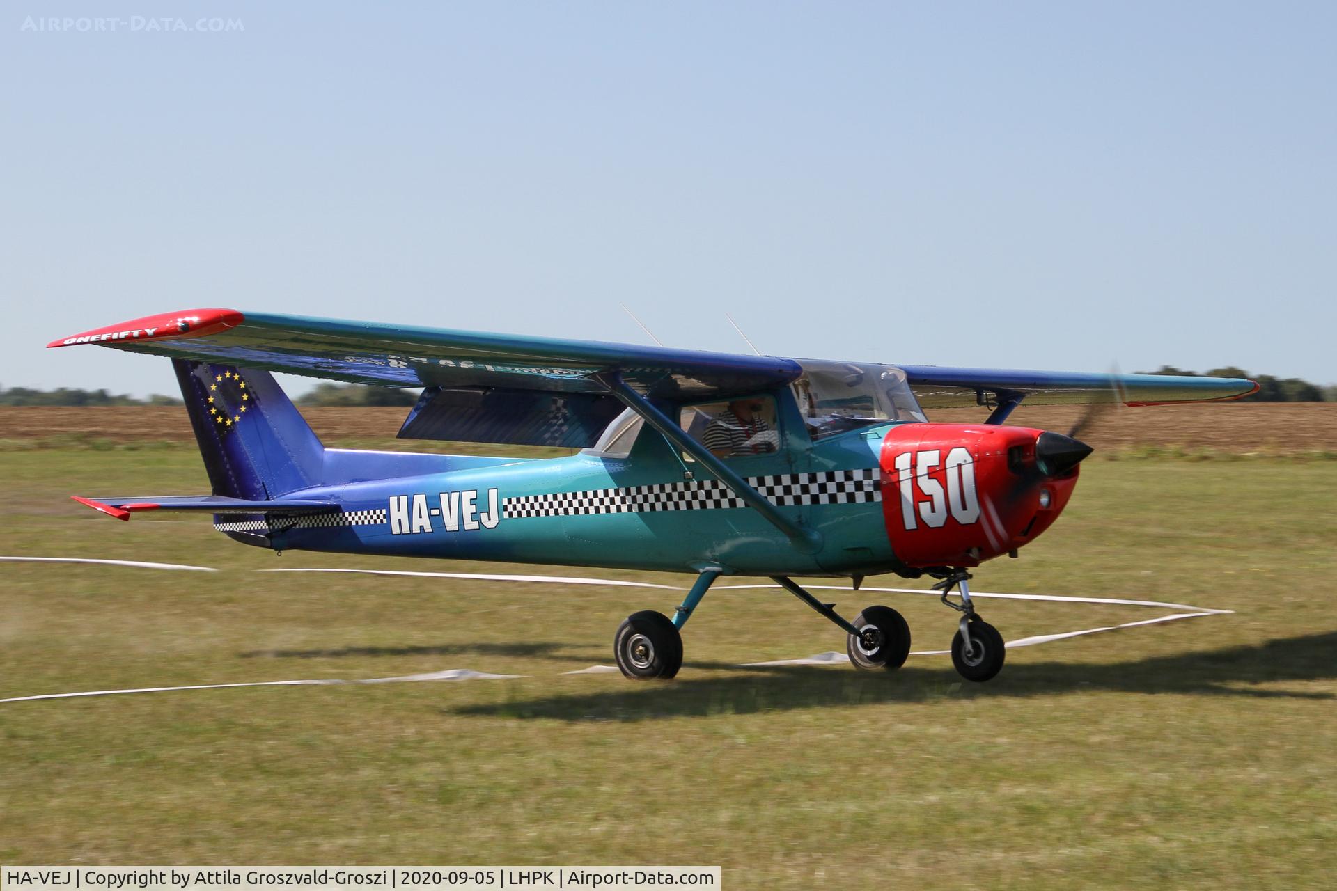 HA-VEJ, 1973 Reims FRA150L Aerobat C/N FRA1500186, LHPK - Papkutapuszta Airfield, Hungary