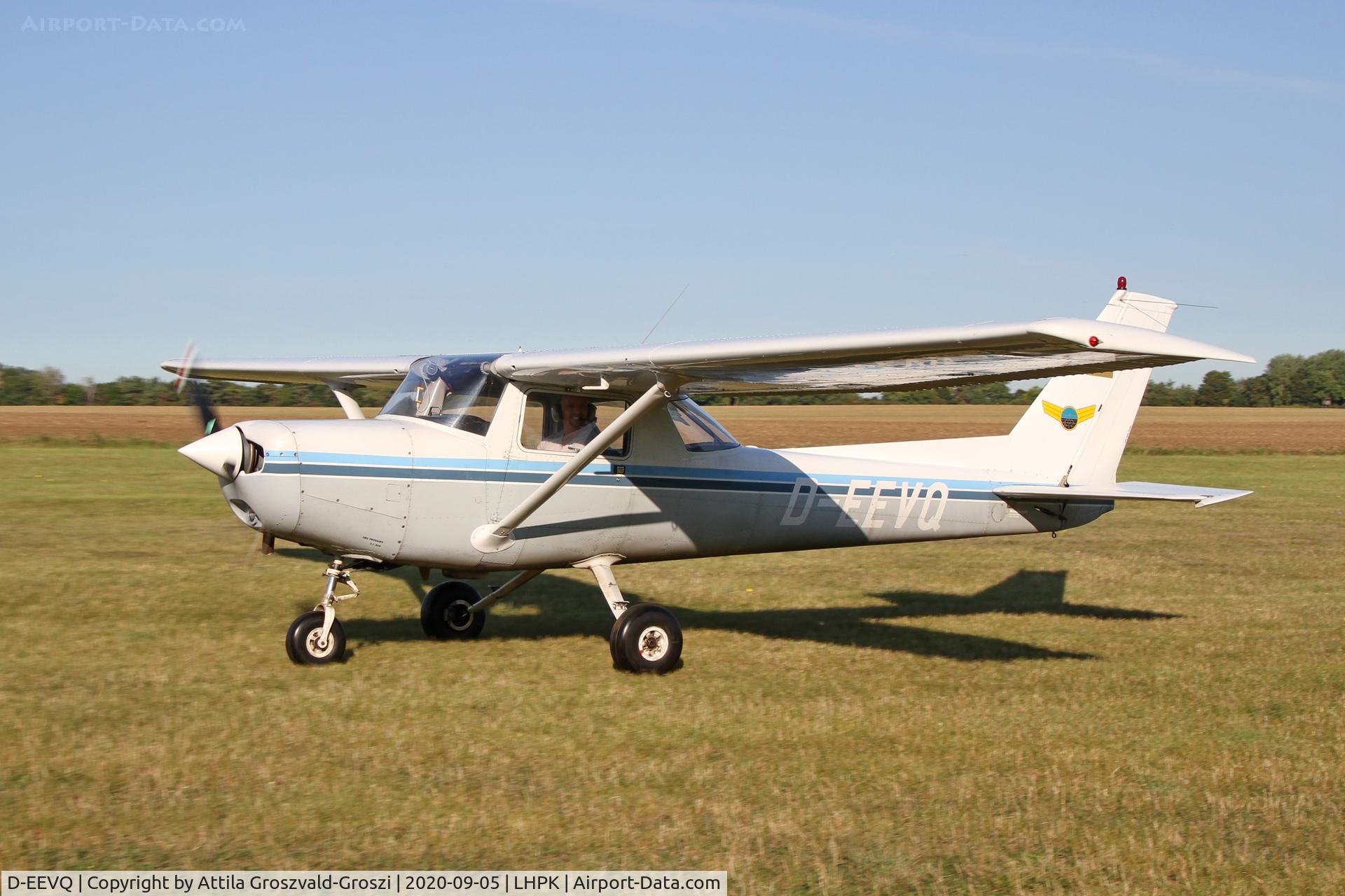 D-EEVQ, Reims F152 C/N 1655, LHPK - Papkutapuszta Airfield, Hungary
