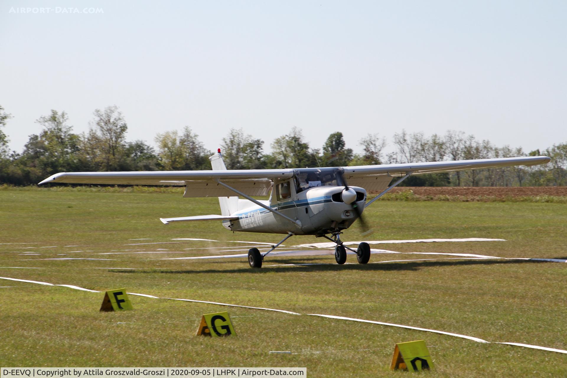D-EEVQ, Reims F152 C/N 1655, LHPK - Papkutapuszta Airfield, Hungary