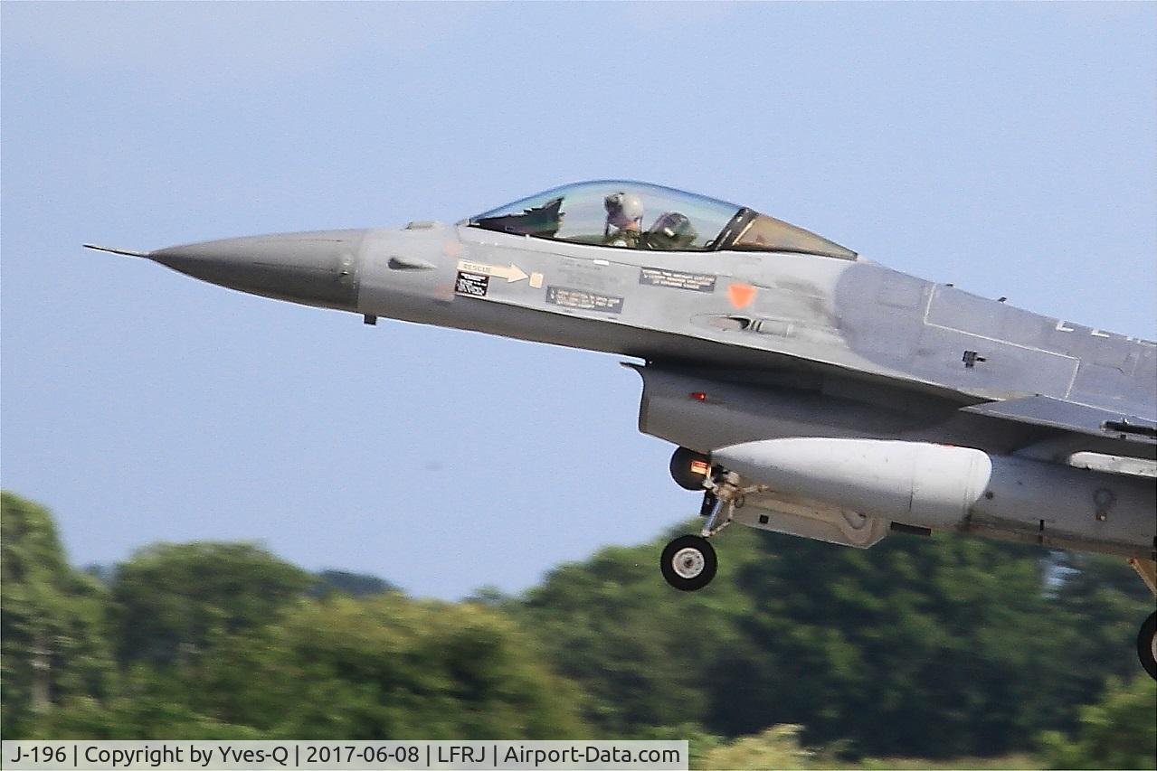 J-196, Fokker F-16AM Fighting Falcon C/N 6D-103, Fokker F-16AM Fighting Falcon, Take off rwy 26, Landivisiau Naval Air Base (LFRJ) Tiger Meet 2017