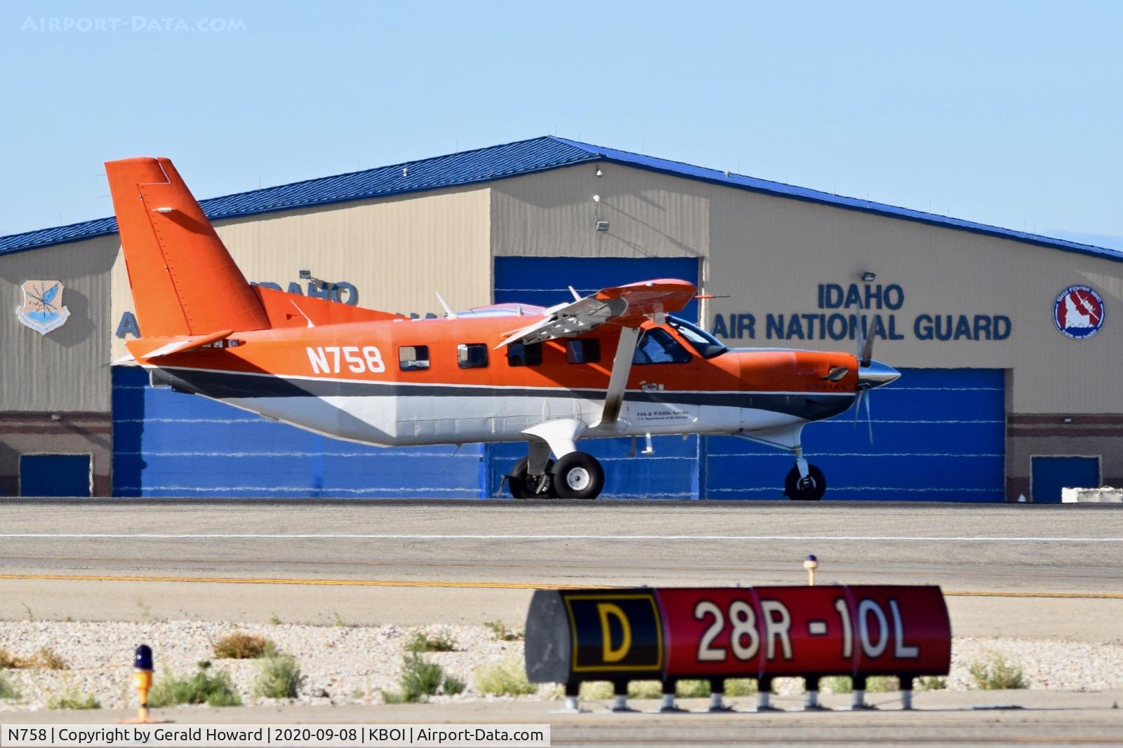 N758, 2010 Quest Kodiak 100 C/N 100-0033, On RWY 10L.
