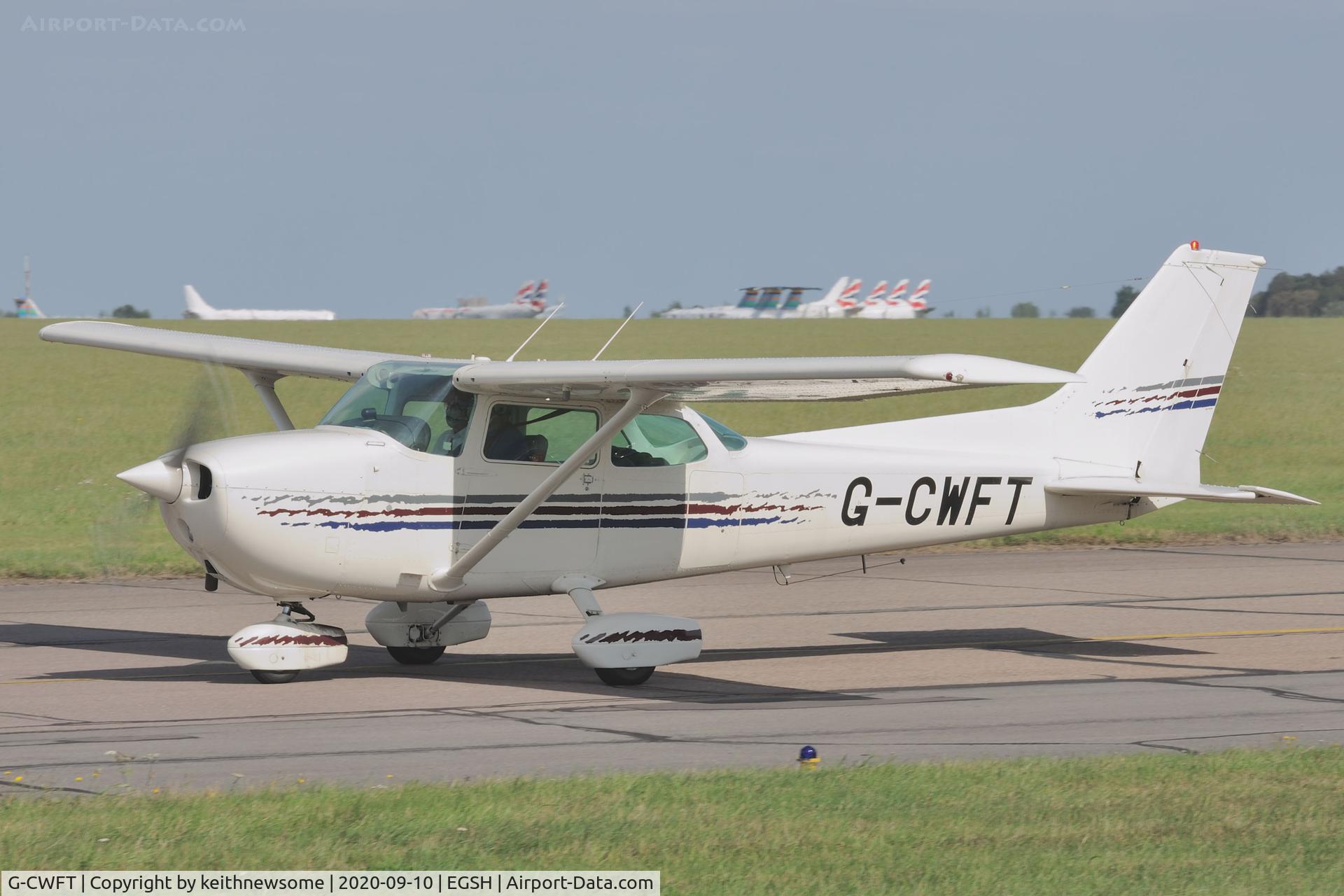 G-CWFT, 1979 Cessna 172N C/N 17273576, Arriving at Norwich.