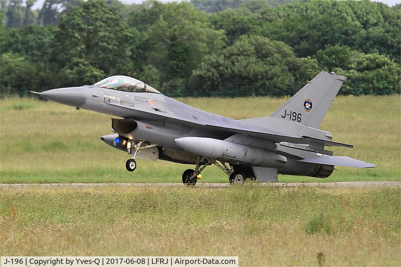 J-196, Fokker F-16AM Fighting Falcon C/N 6D-103, Fokker F-16AM Fighting Falcon, Landing rwy 26, Landivisiau Naval Air Base (LFRJ) Tiger Meet 2017