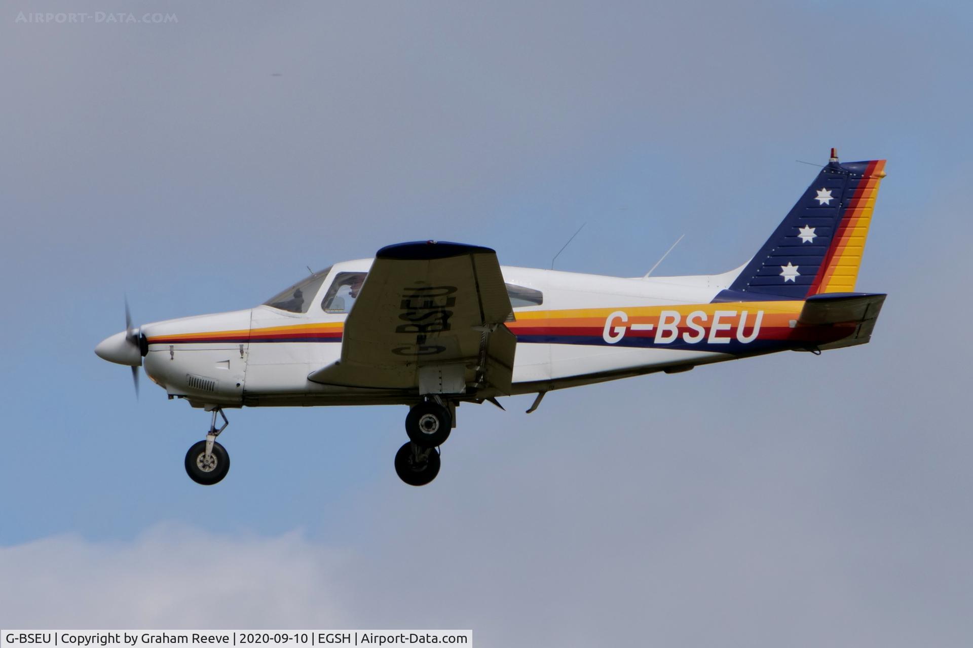 G-BSEU, 1977 Piper PA-28-181 Cherokee Archer II C/N 28-7890108, Landing at Norwich.