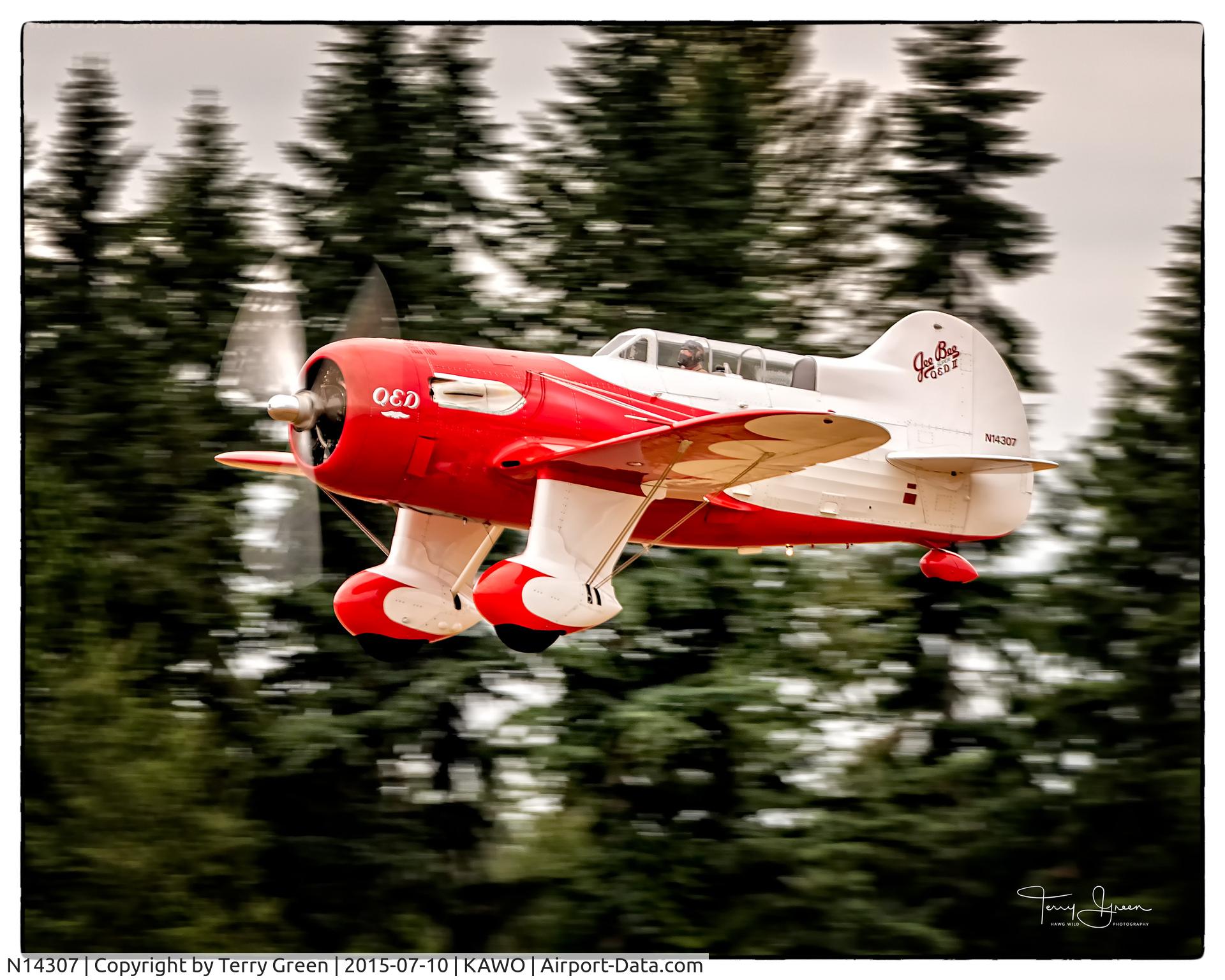 N14307, 2013 Granville Brothers Gee Bee Sportster Replica C/N 1 (N14307), 2015 Arlington Fly-In Pilot Carter 