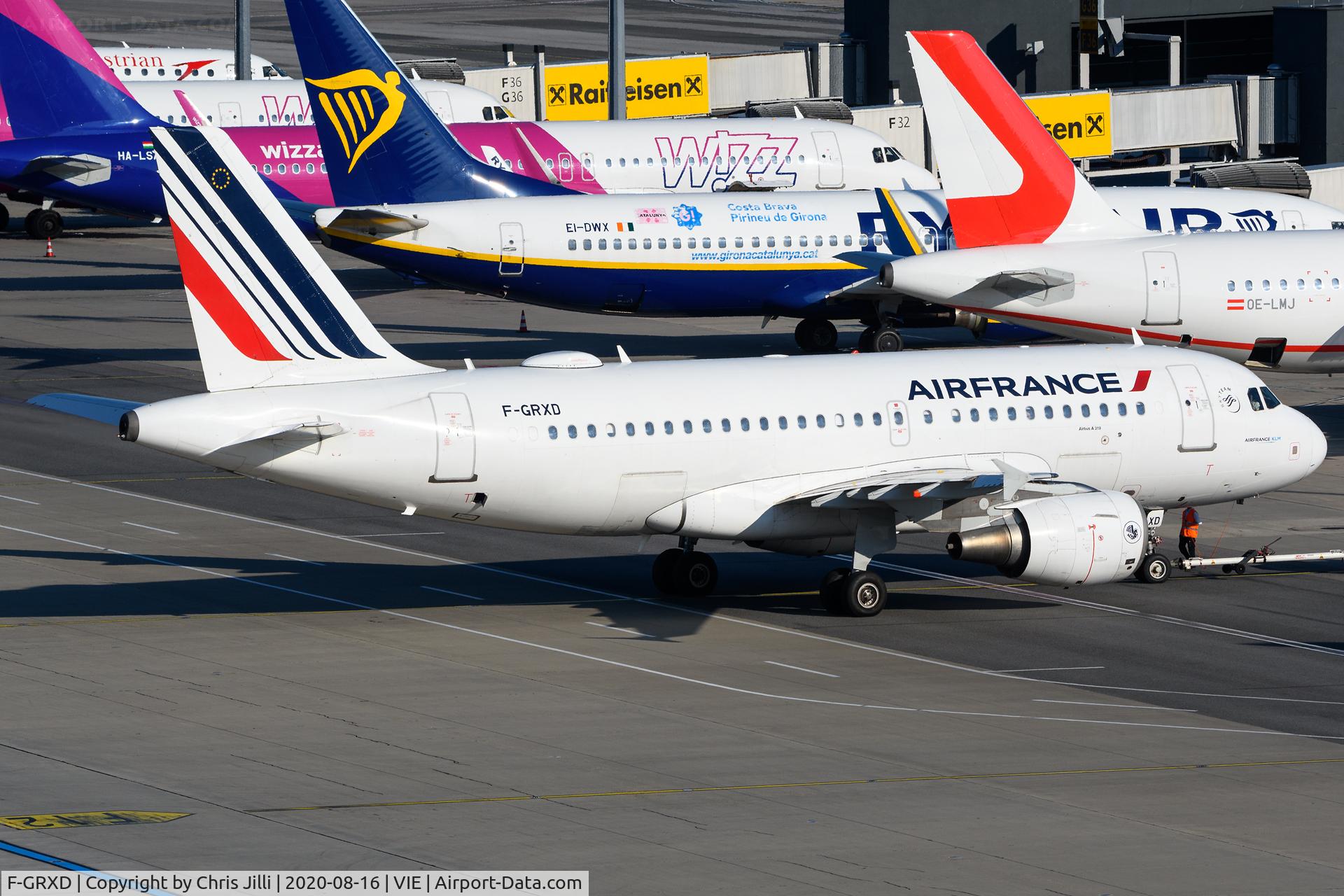 F-GRXD, 2002 Airbus A319-111 C/N 1699, Air France