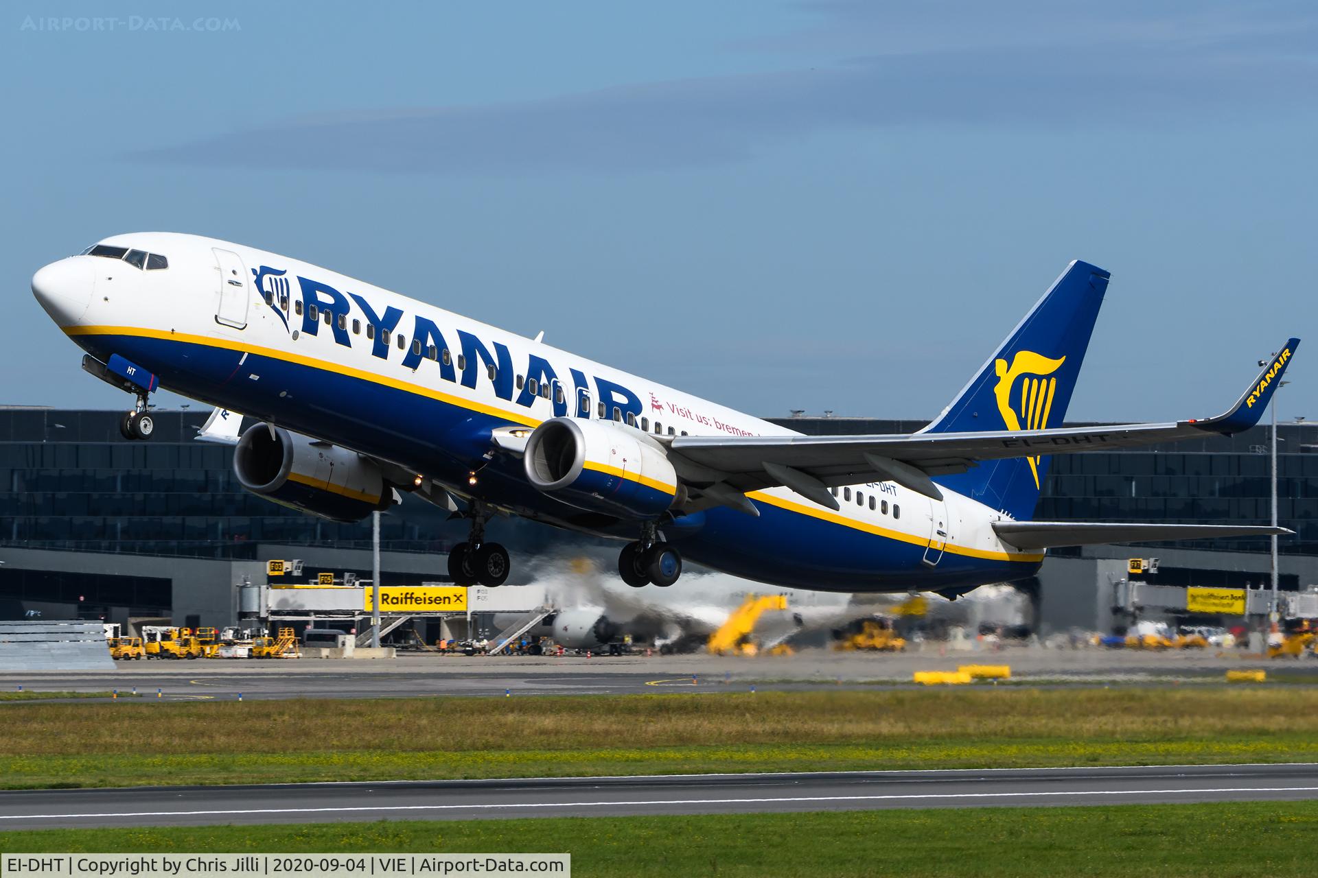 EI-DHT, 2005 Boeing 737-8AS C/N 33581, Ryanair