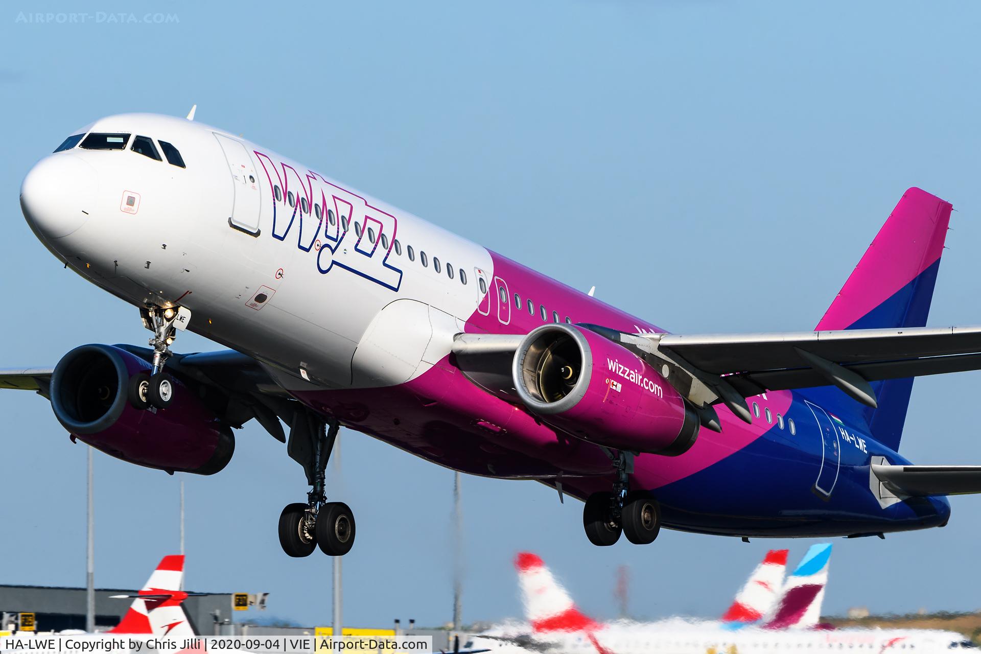 HA-LWE, 2010 Airbus A320-232 C/N 4372, Wizzair