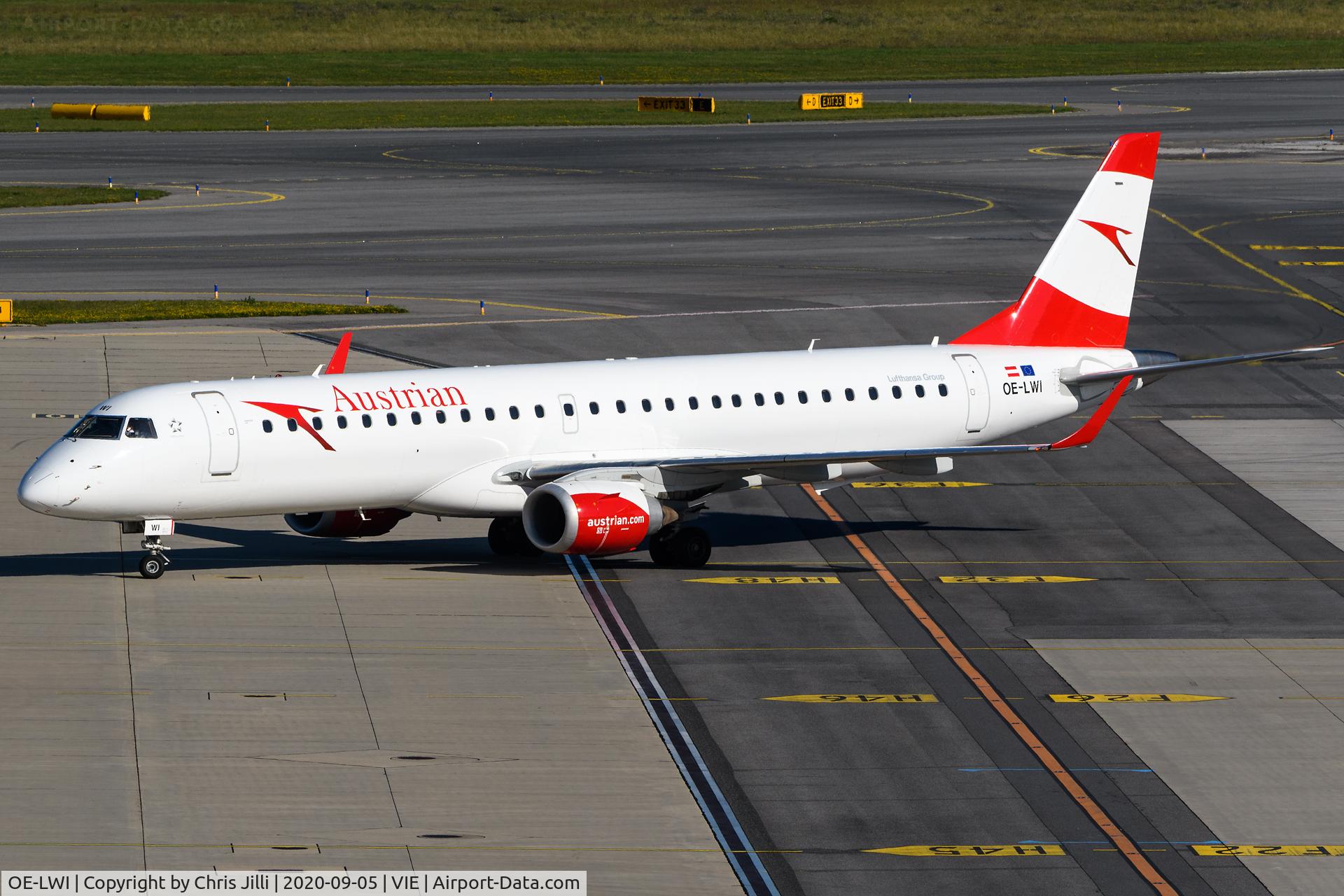 OE-LWI, 2011 Embraer 195LR (ERJ-190-200LR) C/N 19000500, Austrian Airlines