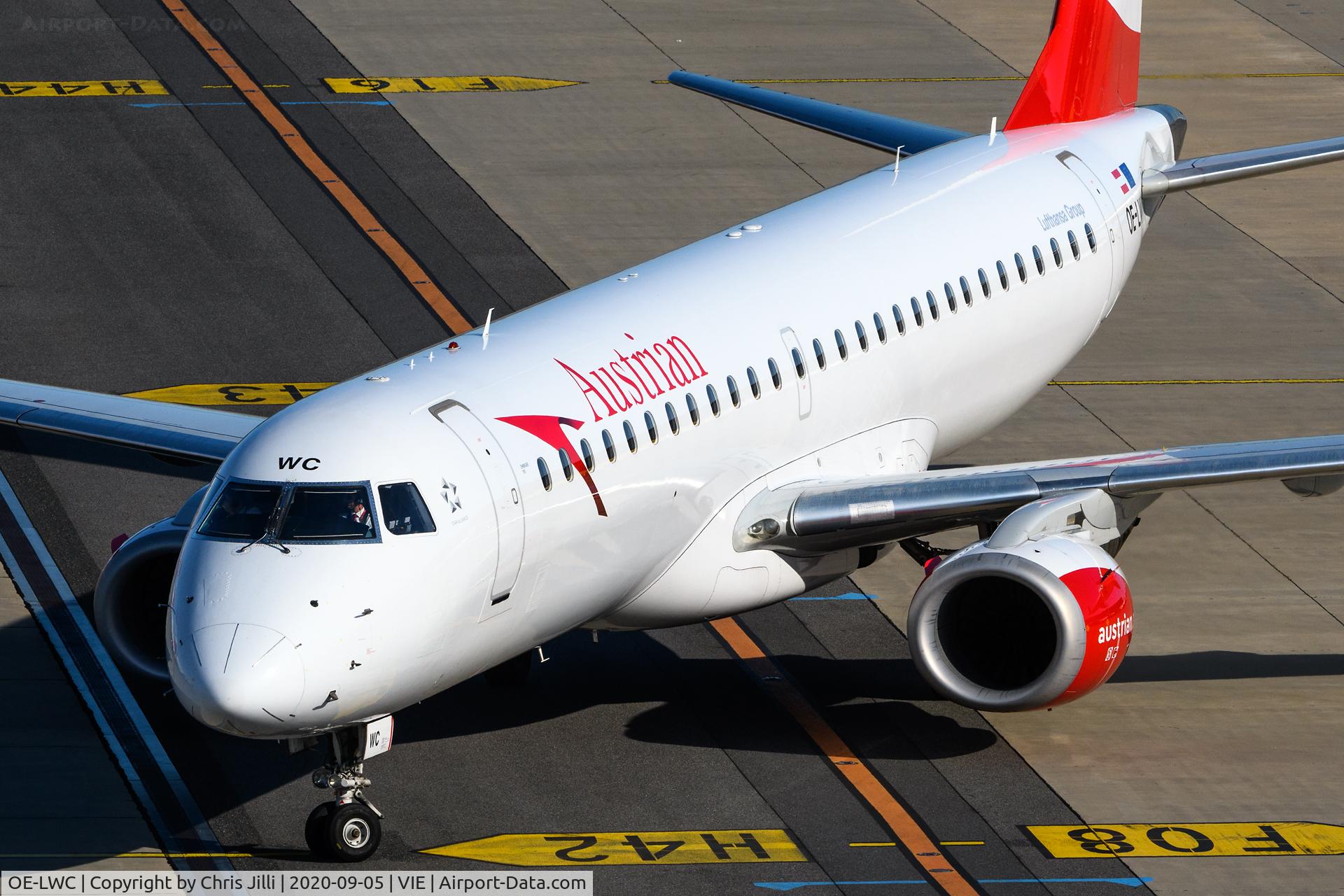 OE-LWC, 2010 Embraer 195LR (ERJ-190-200LR) C/N 19000350, Austrian Airlines