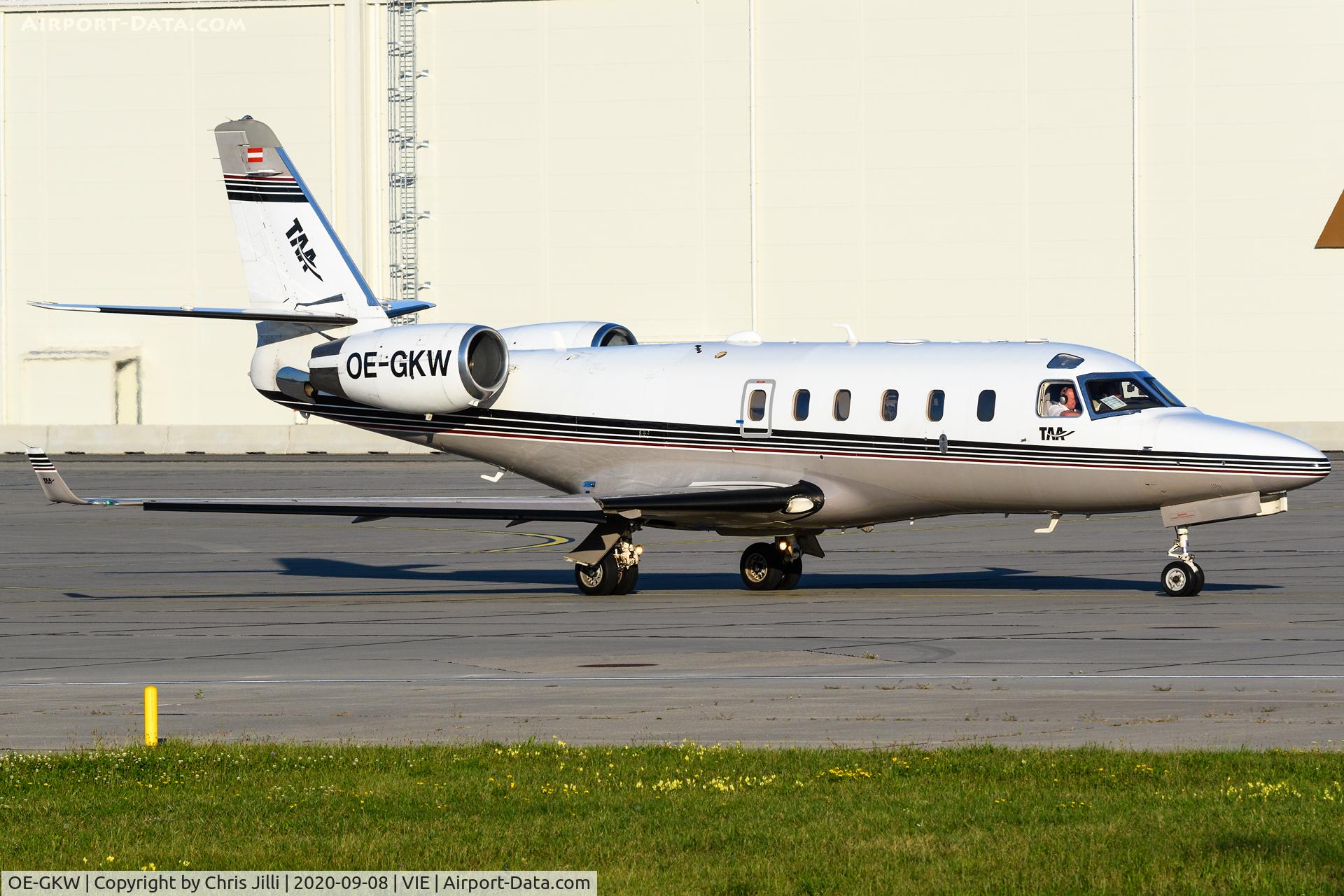 OE-GKW, 2003 Gulfstream Aerospace G100 C/N 150, Tyrol Air Ambulance