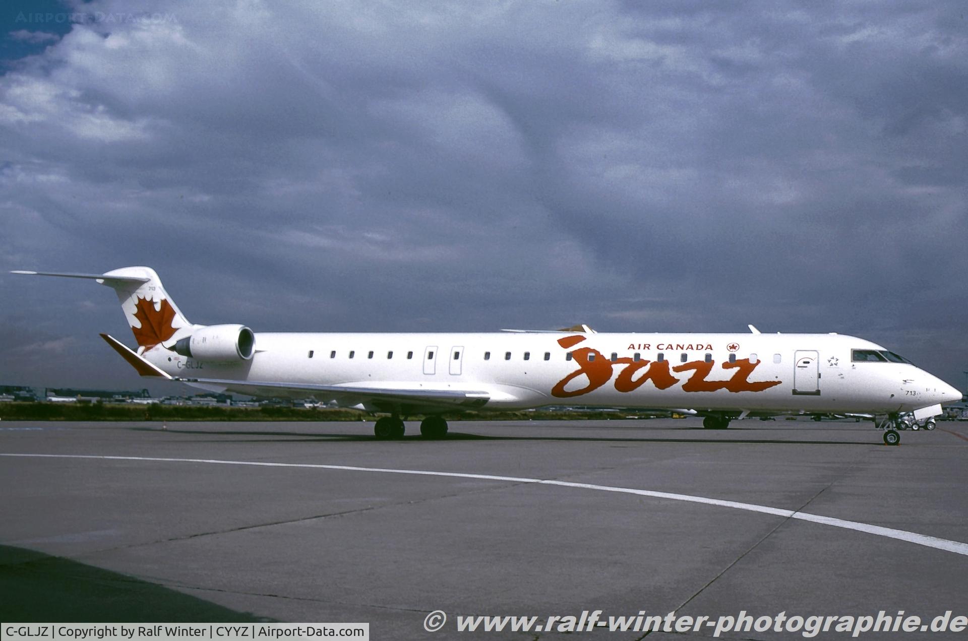 C-GLJZ, 2005 Canadair CRJ-705ER (CL-600-2D15) Regional Jet C/N 15051, Bombardier CRJ-705LR - QK JZA Air Canada Jazz - 15051 - C-GLJZ - 2004 - YYZ