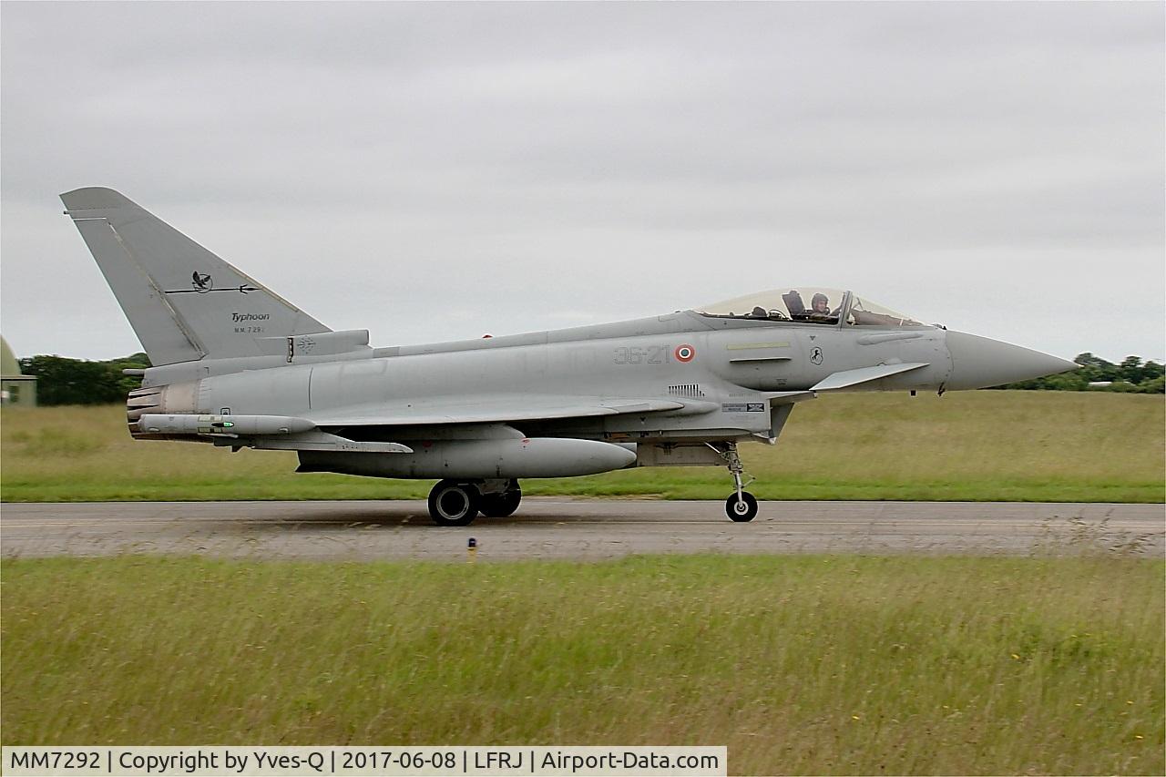 MM7292, Eurofighter EF-2000 Typhoon S C/N IS024, Eurofighter EF-2000 Typhoon S, Taxiing to flight line, Landivisiau Naval Air Base (LFRJ) Tiger Meet 2017