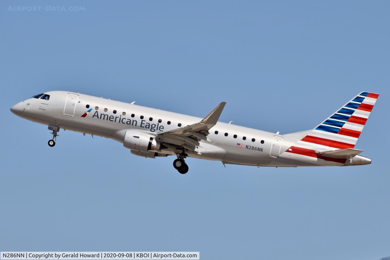 N286NN, 2019 Embraer 175LR (ERJ-170-200LR) C/N 17000827, Departing 28R.