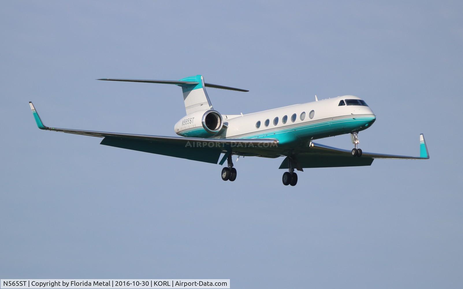 N565ST, 2004 Gulfstream Aerospace GV-SP (G550) C/N 5015, NBAA 2016