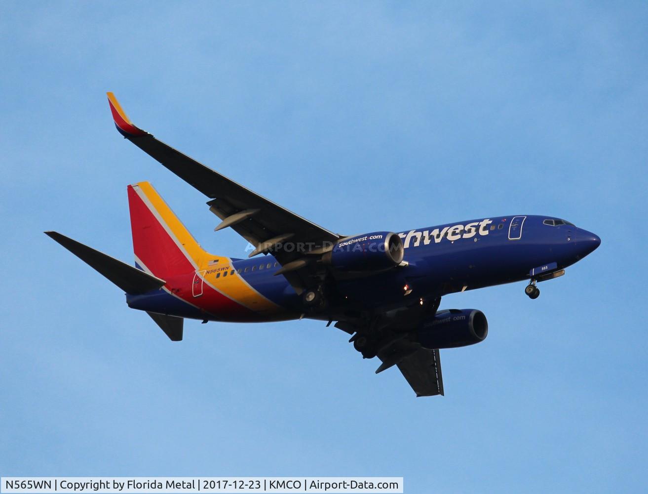 N565WN, 2002 Boeing 737-76Q C/N 30282, MCO 2017