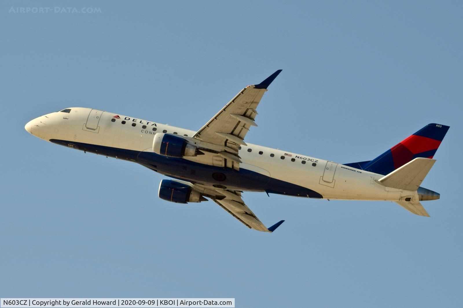 N603CZ, 2007 Embraer 175LR (ERJ-170-200LR) C/N 17000176, Departing BOI.