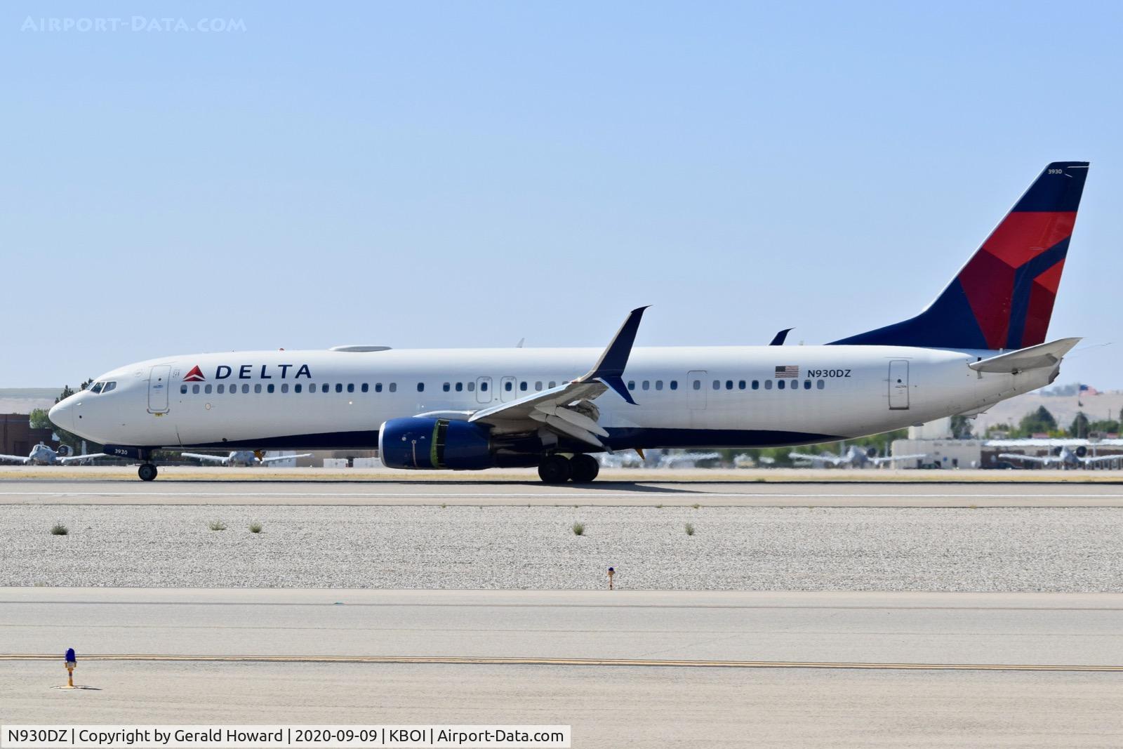N930DZ, 2019 Boeing 737-932/ER C/N 63539, Landing roll out on 10L.